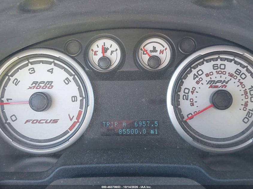 2010 FORD FOCUS SE · Фото 7
