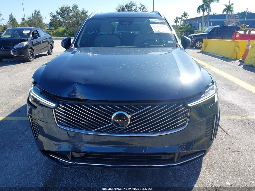 2026 VOLVO XC90 PLUS, B6 AWD GAS (MILD HYBRID), GASOLINE, BRIGHT, 7 SEATS · Фото 6