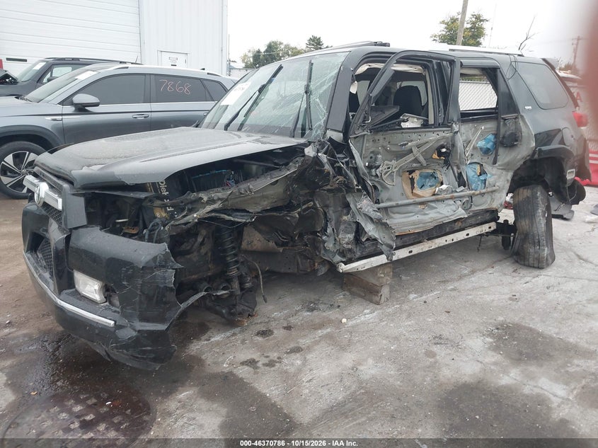 Vin: jtebu5jr6d5135320, lot: 46871119, toyota 4runner sr5 20132