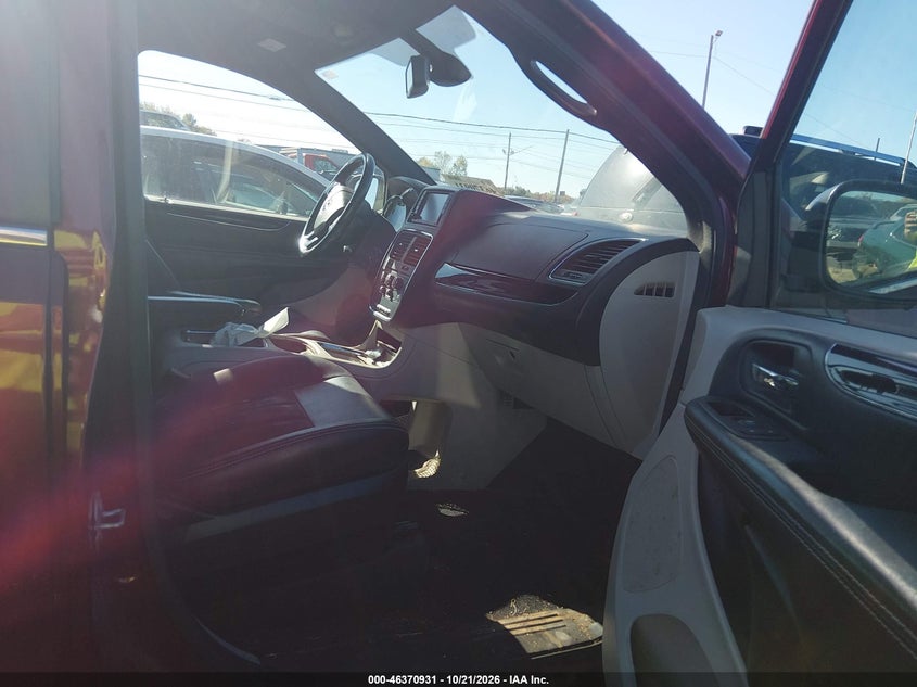 DODGE GRAND CARAVAN 2019 VIN 2C4RDGCG9KR557298