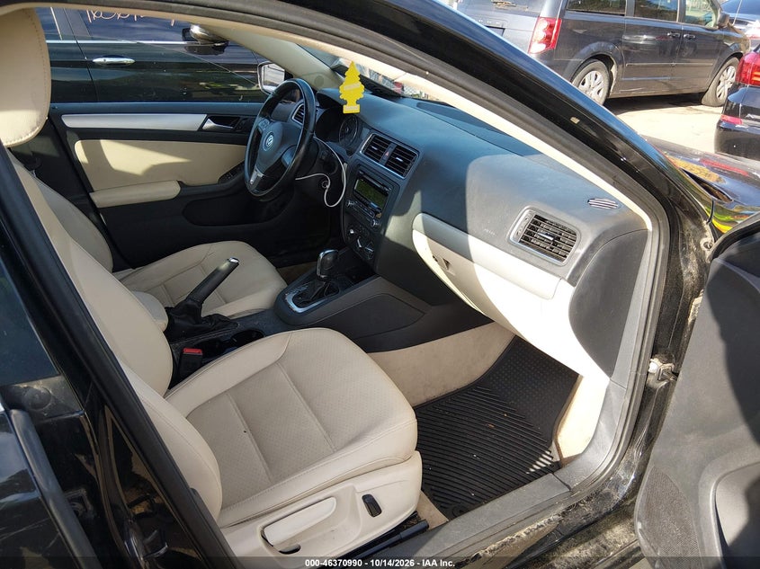 2014 VOLKSWAGEN JETTA 1.8T SE · Фото 5