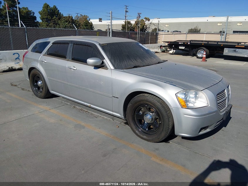 2006 Dodge Magnum Rt, Wear, IAAI, VIN 2D8GV57256H261540