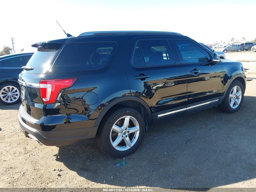 2018 FORD EXPLORER XLT · Фото 4