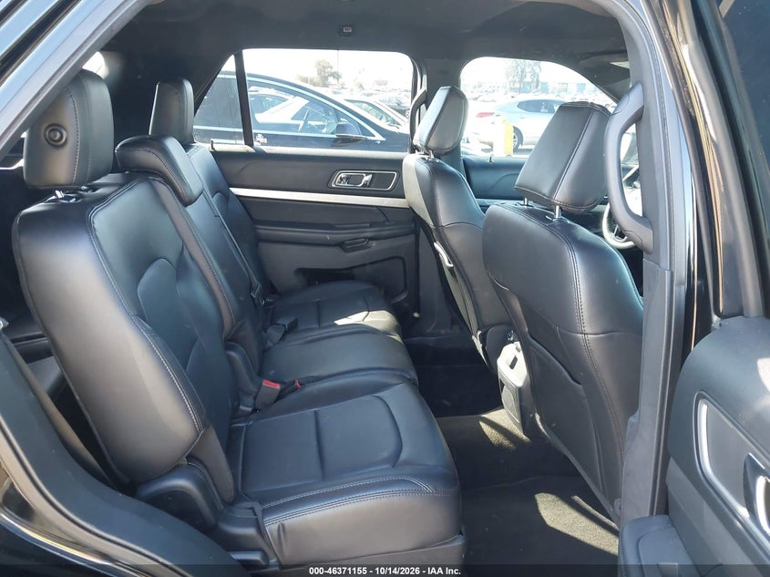 2018 FORD EXPLORER XLT · Фото 8