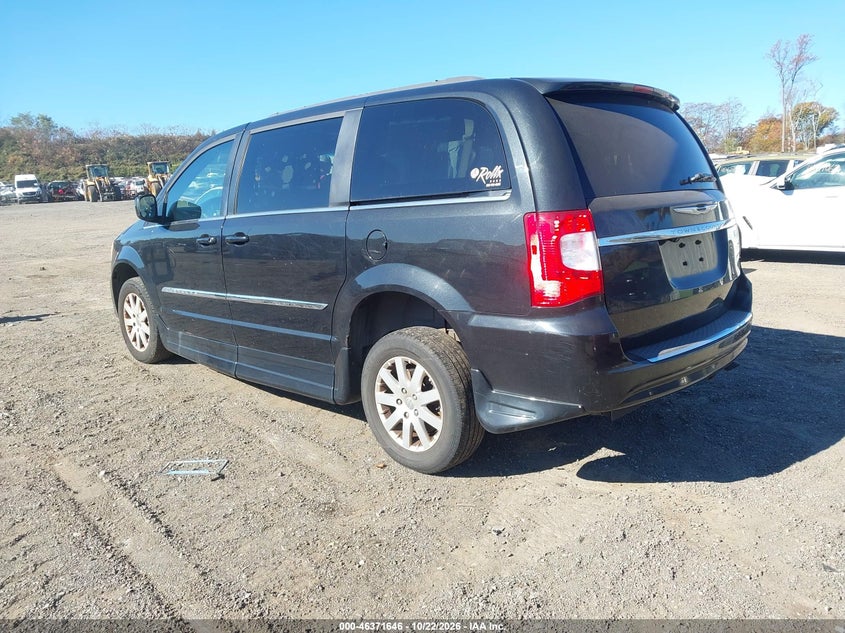 2013 CHRYSLER TOWN & COUNTRY TOURING · Фото 3