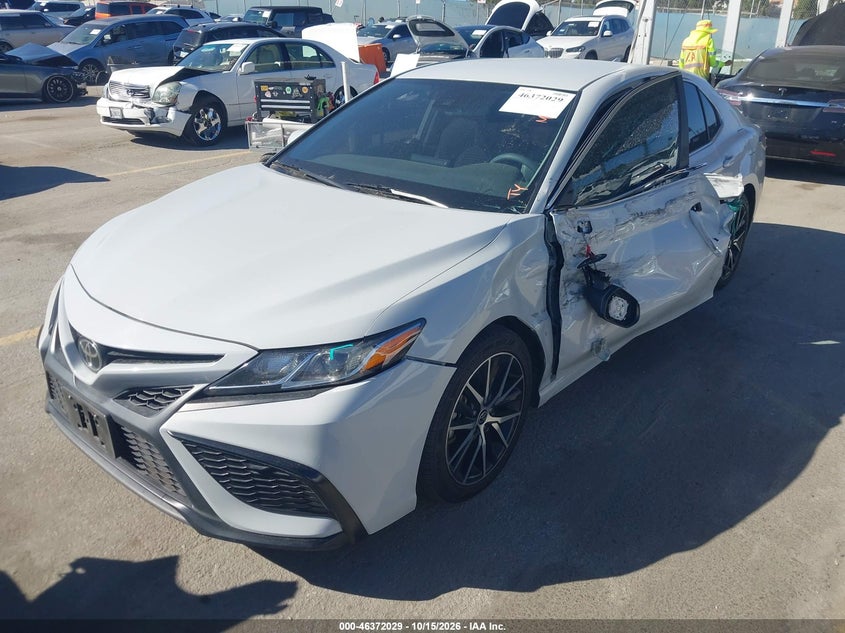 2022 Toyota Camry Se, Левый бок, IAAI, VIN 4T1T11AK2NU056534 — фото 2