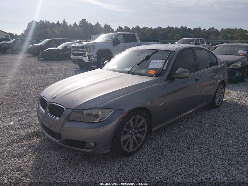 2011 BMW 328I, Normal Wear & Tear, IAAI, VIN WBAPH5G54BNM76468 — photo 2
