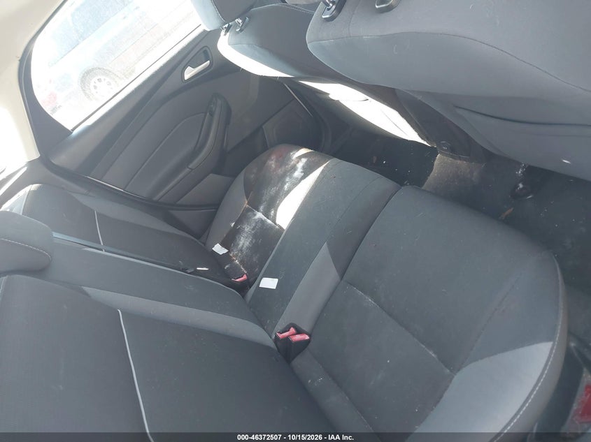 2014 FORD FOCUS SE · Фото 8