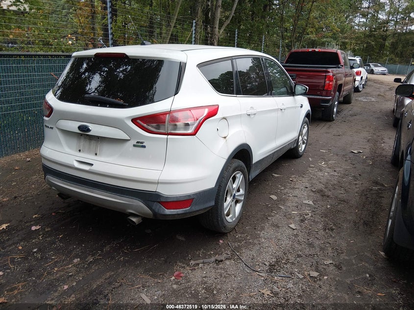 2016 FORD ESCAPE SE · Фото 4