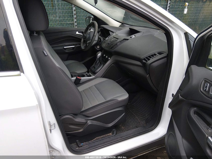 2016 FORD ESCAPE SE · Фото 5