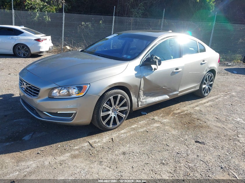 2016 Volvo S60 Inscription T5 Premier, Лівий бік, IAAI, VIN LYV612TK2GB100744 — фото 2