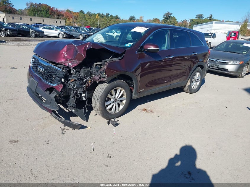 2019 Kia Sorento 2.4L Lx, Front End, IAAI, VIN 5XYPGDA32KG561131 — photo 2