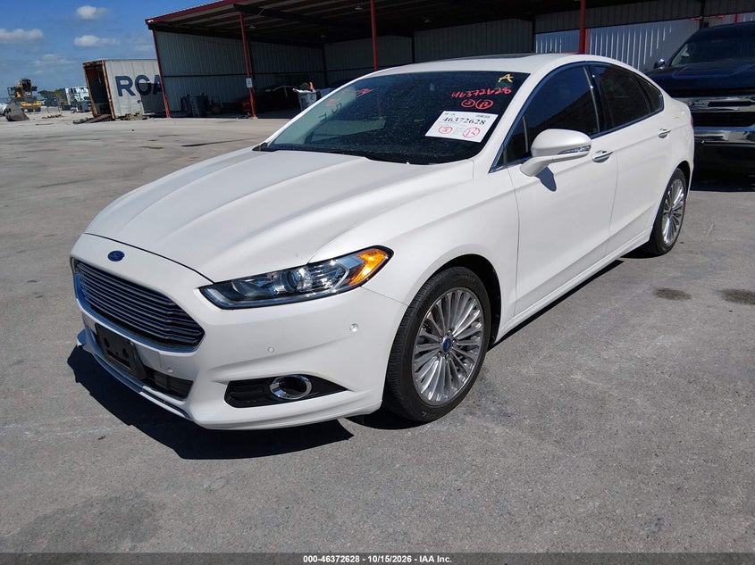 2013 Ford Fusion Titanium, Right Front, IAAI, VIN 3FA6P0K96DR191632 — photo 2