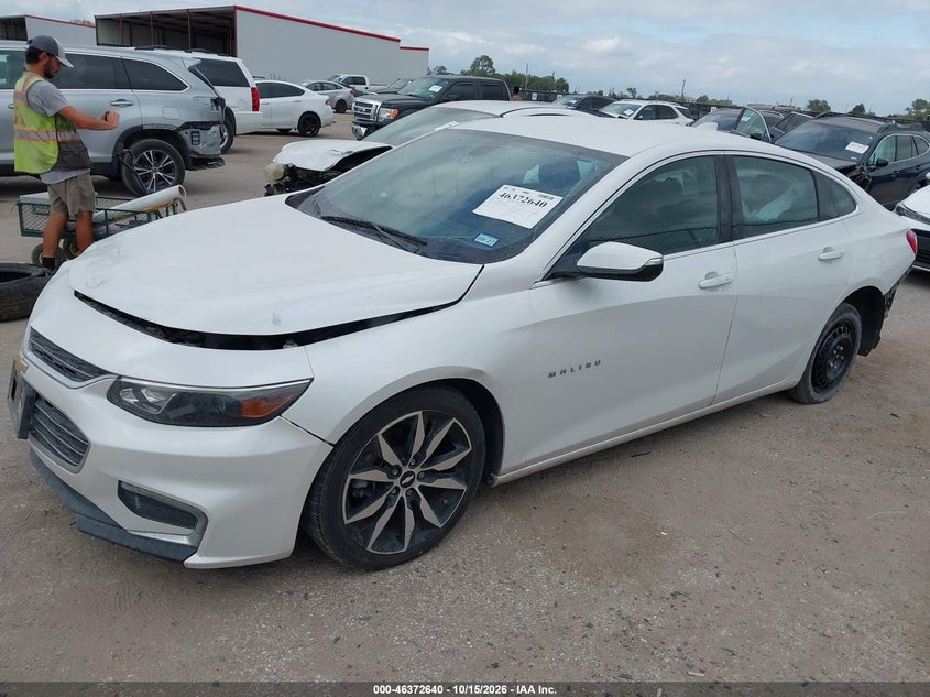 2018 Chevrolet Malibu Lt, Rear, IAAI, VIN 1G1ZD5ST4JF280934 — photo 2