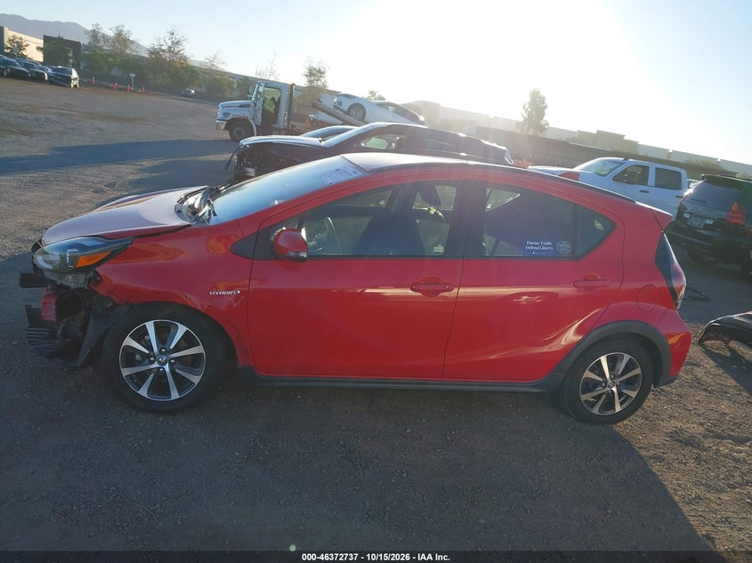 TOYOTA PRIUS C - zdjęcie 15