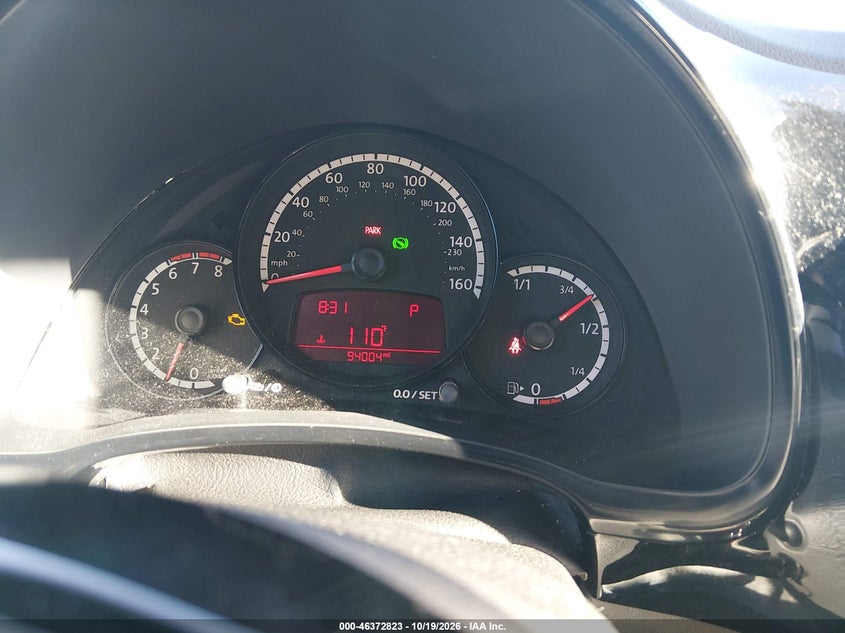 2014 VOLKSWAGEN BEETLE 1.8T ENTRY · Фото 7
