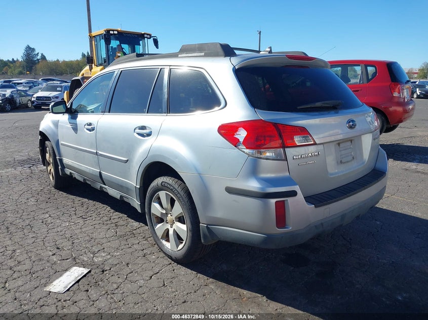 Vin: 4s4brbfc2c3240631, lot: 46873183, subaru outback 2.5i premium 20123