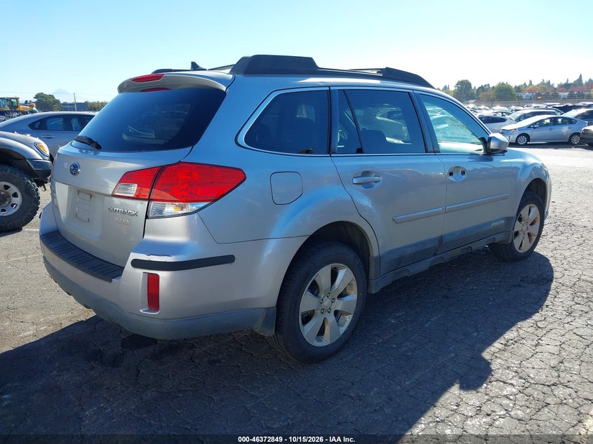 Vin: 4s4brbfc2c3240631, lot: 46873183, subaru outback 2.5i premium 20124