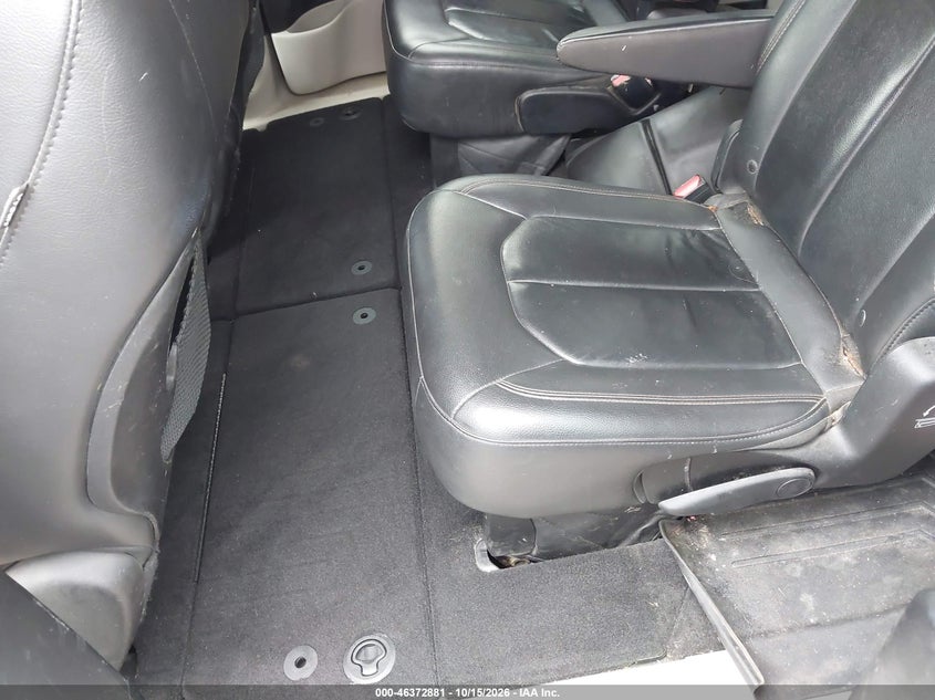 CHRYSLER PACIFICA - zdjęcie 8