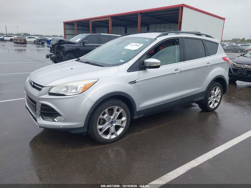 Vin: 1fmcu0hx1duc56242, lot: 46873229, ford escape sel 20132