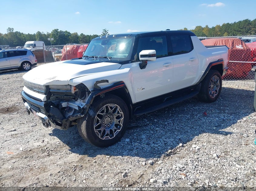 2025 GMC Hummer Ev Pickup E4Wd 3X, Left Front, IAAI, VIN 1GT10DDB5SU105667 — photo 2