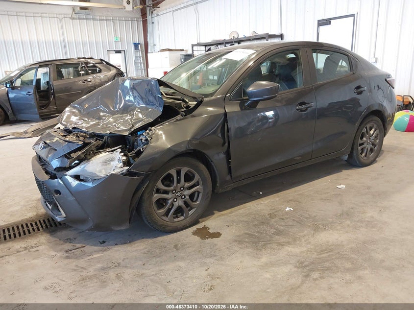 2019 Toyota Yaris Le, Удар спереди, IAAI, VIN 3MYDLBYV5KY516787 — фото 2