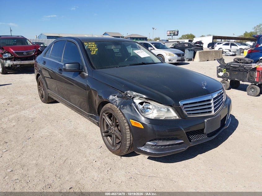 2012 Mercedes-Benz C 300 Luxury 4matic/Sport 4matic