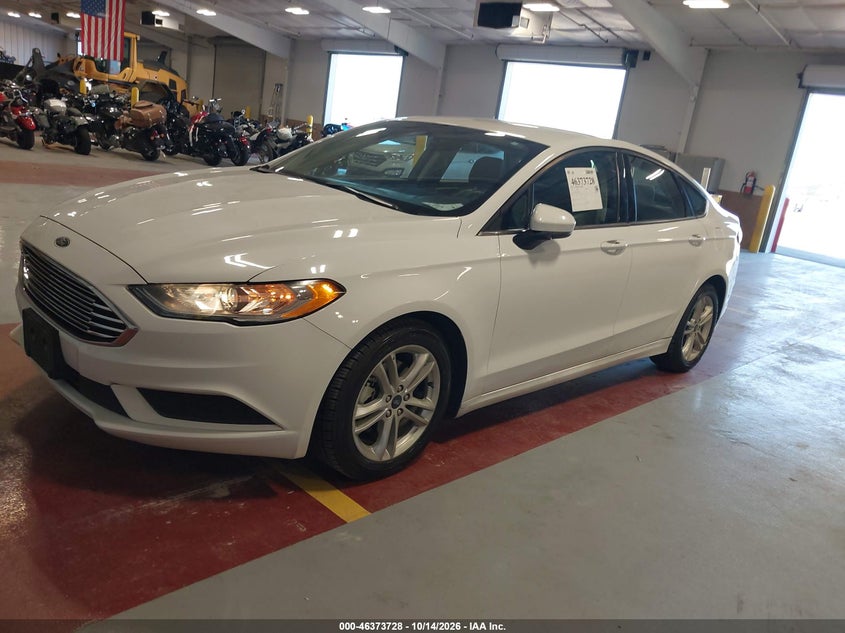 Ford Fusion Hybrid - фото 12