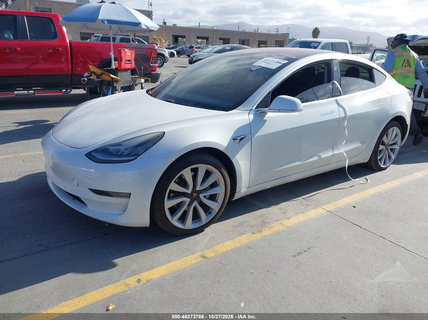 Vin: 5yj3e1ea4jf053728, lot: 46874119, tesla model 3 long range/mid range 20182