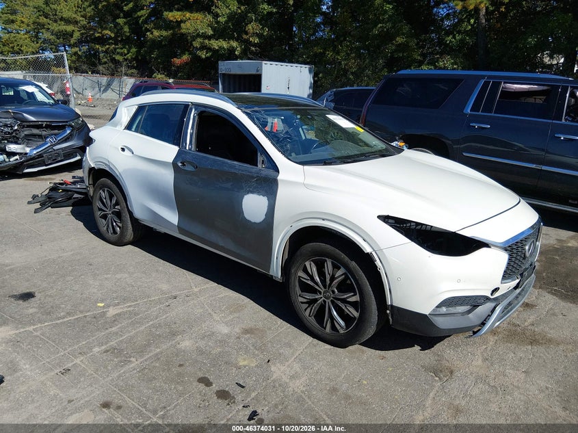 2018 INFINITI QX30 ESSENTIAL · Фото 6