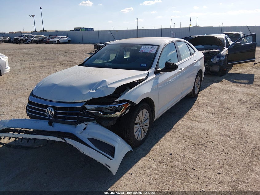 2019 Volkswagen Jetta 1.4T R-Line/1.4T S/1.4T Se, Удар спереди, IAAI, VIN 3VWC57BU9KM129830 — фото 2