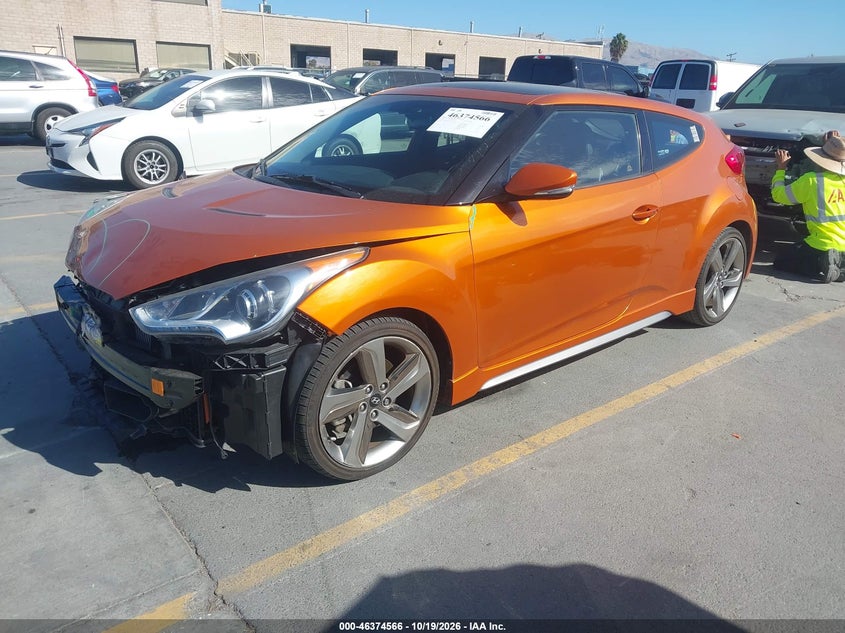 2013 Hyundai Veloster Turbo W/Black, Удар спереди, IAAI, VIN KMHTC6AE2DU117624 — фото 2