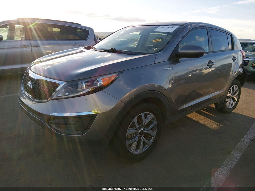 2016 Kia Sportage Lx, Левый бок, IAAI, VIN KNDPBCAC7G7826428 — фото 2