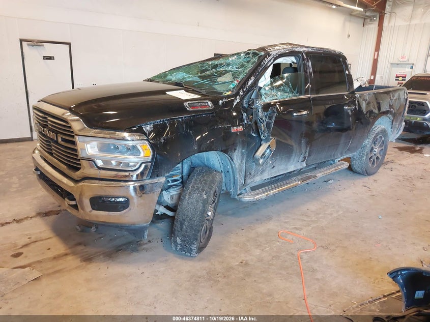 Vin: 3c6ur5dj0lg282137, lot: 46875144, ram 2500 big horn  4x4 6'4 box 20202