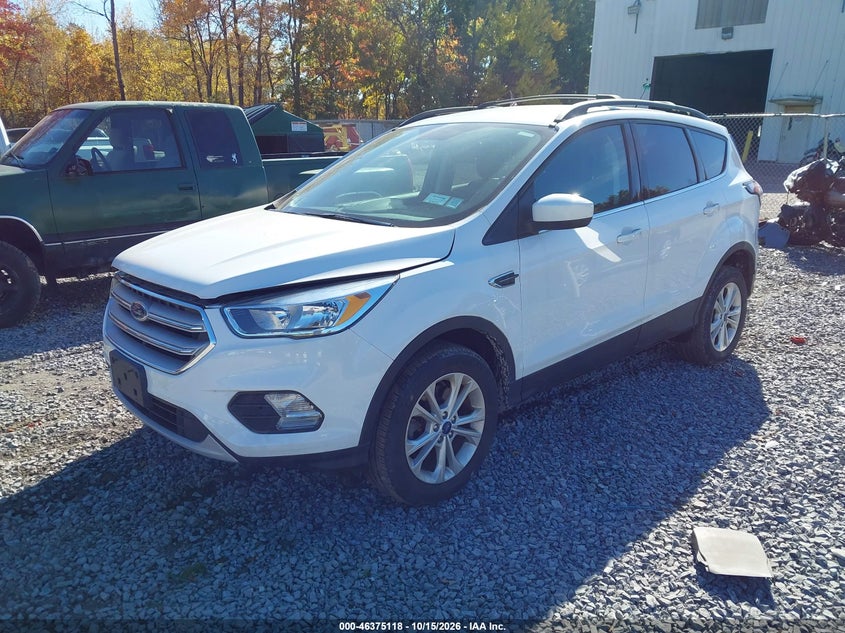 Vin: 1fmcu9gd6jud40323, lot: 46875451, ford escape se 20182