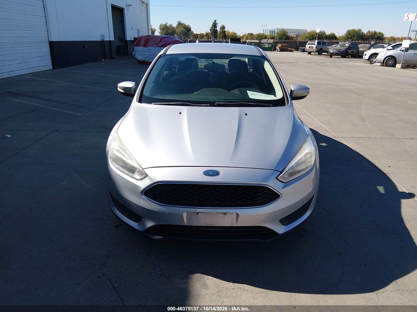 2017 FORD FOCUS SE · Фото 13