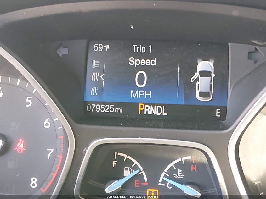 2017 FORD FOCUS SE · Фото 16