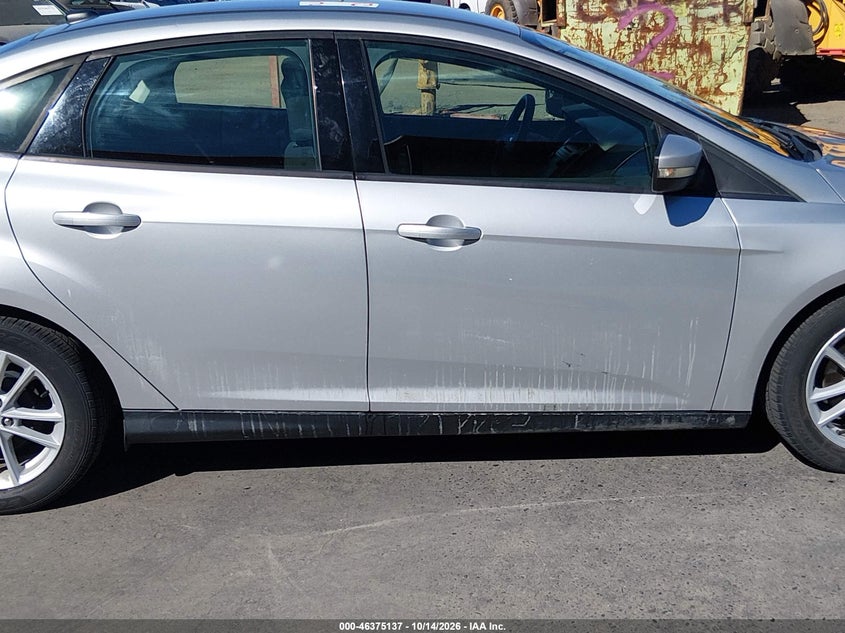2017 FORD FOCUS SE · Фото 12