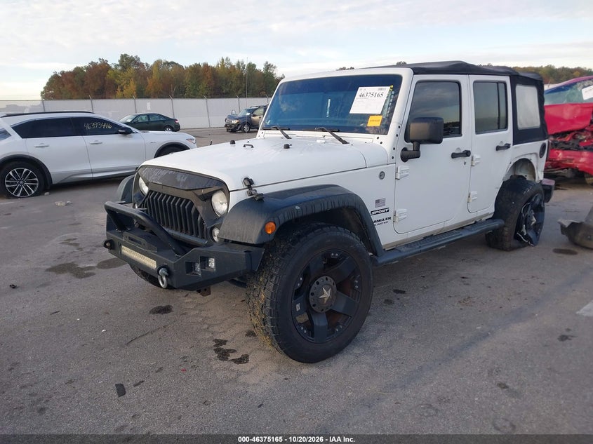2014 Jeep Wrangler Unlimited Sport, Левый зад, IAAI, VIN 1C4BJWDG4EL264408 — фото 2