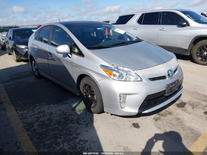 Vin: jtdkn3du2d5648182, lot: 46875515, toyota prius three 2013 img_1