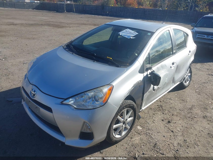 Vin: jtdkdtb37e1561755, lot: 46875666, toyota prius c three 20142
