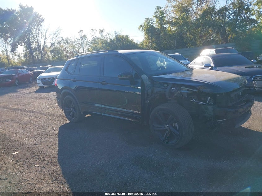 Vin: 3vv8b7ax8rm039674, lot: 46875673, volkswagen tiguan 2.0t se r-line black 2024 img_1