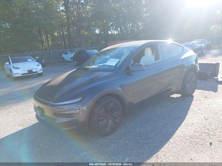 2026 Tesla Model Y All-Wheel Drive/Long Range Launch Series/Premium All-Wheel Drive, Удар сзади, IAAI, VIN 7SAYGDEE2TA708654 — фото 2