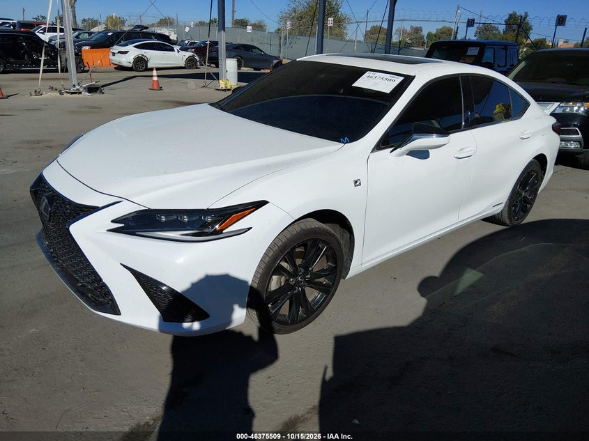 Vin: 58aga1c16nu015791, lot: 46875842, lexus es 300h f sport 20222