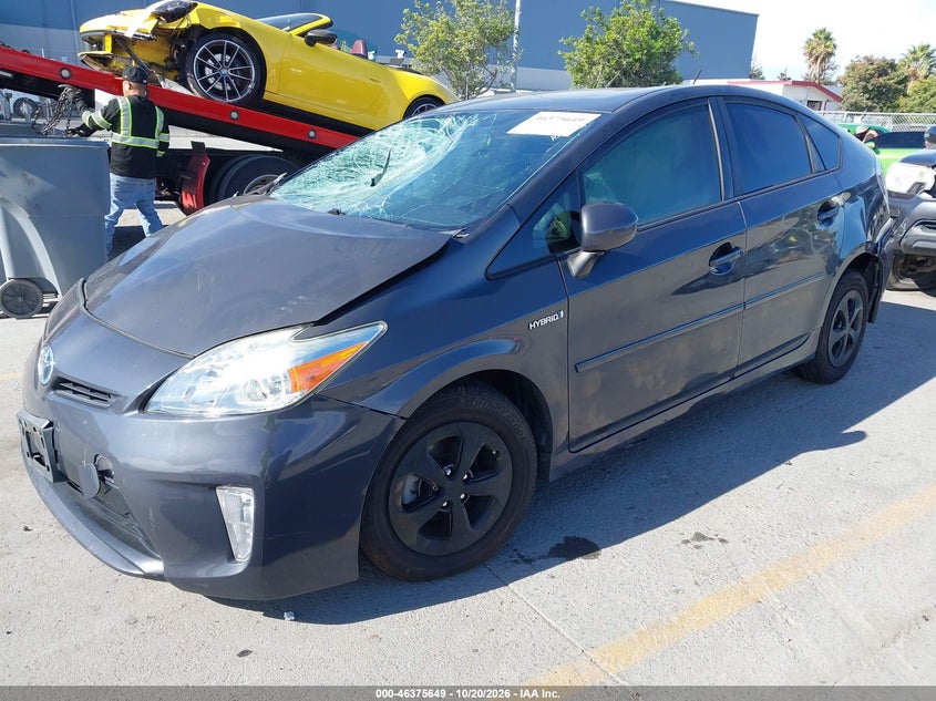 Vin: jtdkn3duxf0399694, lot: 46875982, toyota prius two 20152
