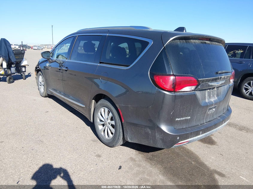 Vin: 2c4rc1bg3jr233554, lot: 46876261, chrysler pacifica touring l 20183