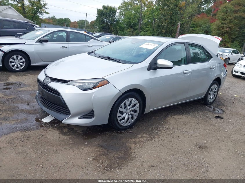 2019 Toyota Corolla Le, Перёд и зад, IAAI, VIN 2T1BURHE1KC210360 — фото 2
