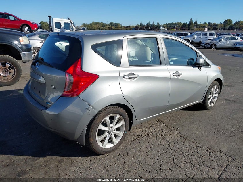 2014 NISSAN VERSA NOTE SV · Photo 4