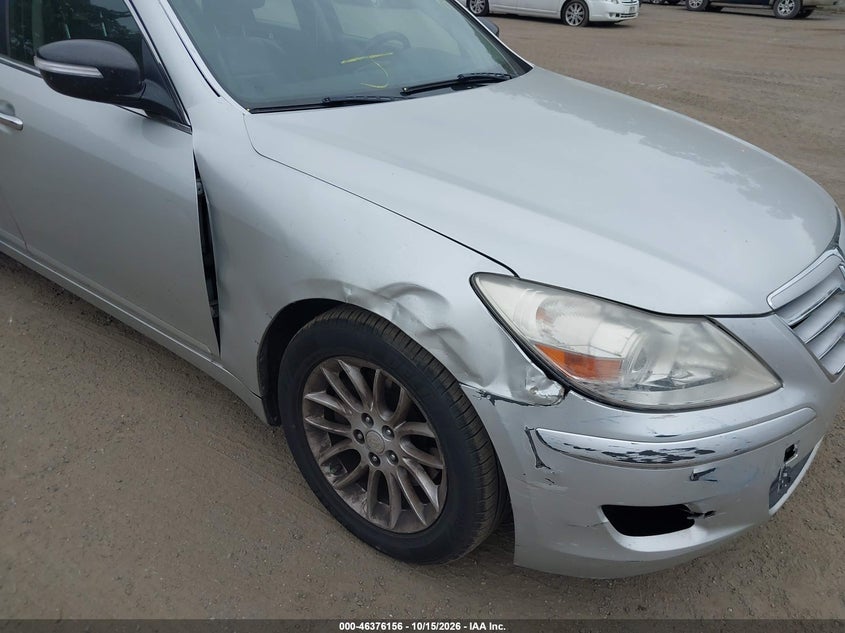 HYUNDAI GENESIS 2011 VIN KMHGC4DEXBU131706