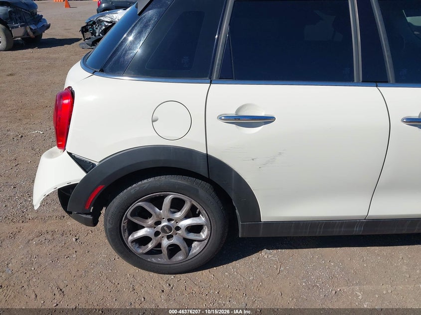 2017 MINI HARDTOP COOPER · Photo 13